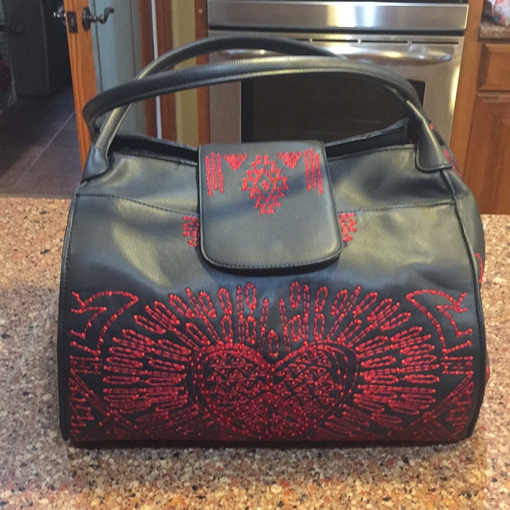 ****CLEARANCE SALE****EUC LARGE EMBROIDERED DESIGUAL BAG